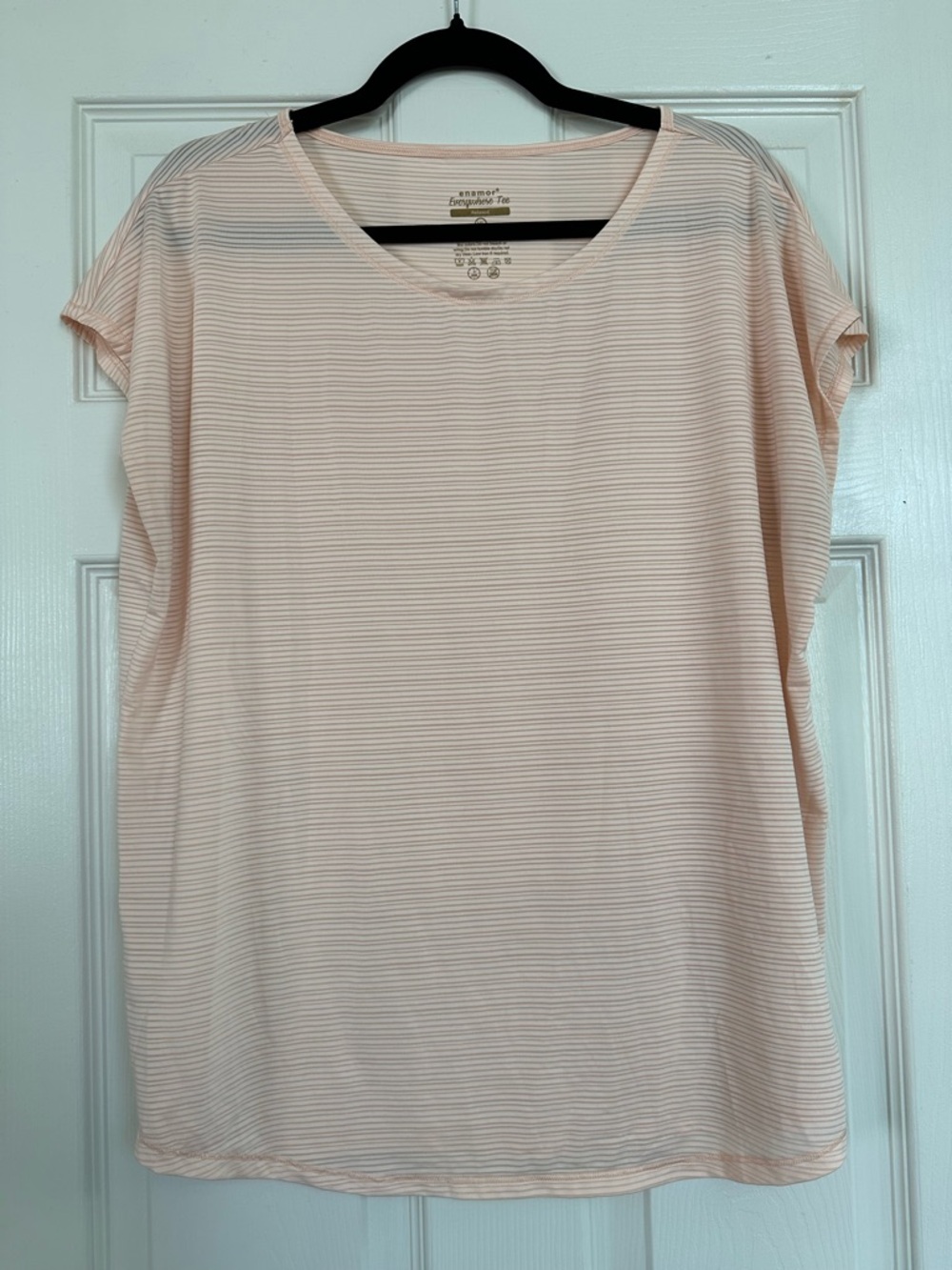 Everyday Scoop Neck Tee - Light Peach